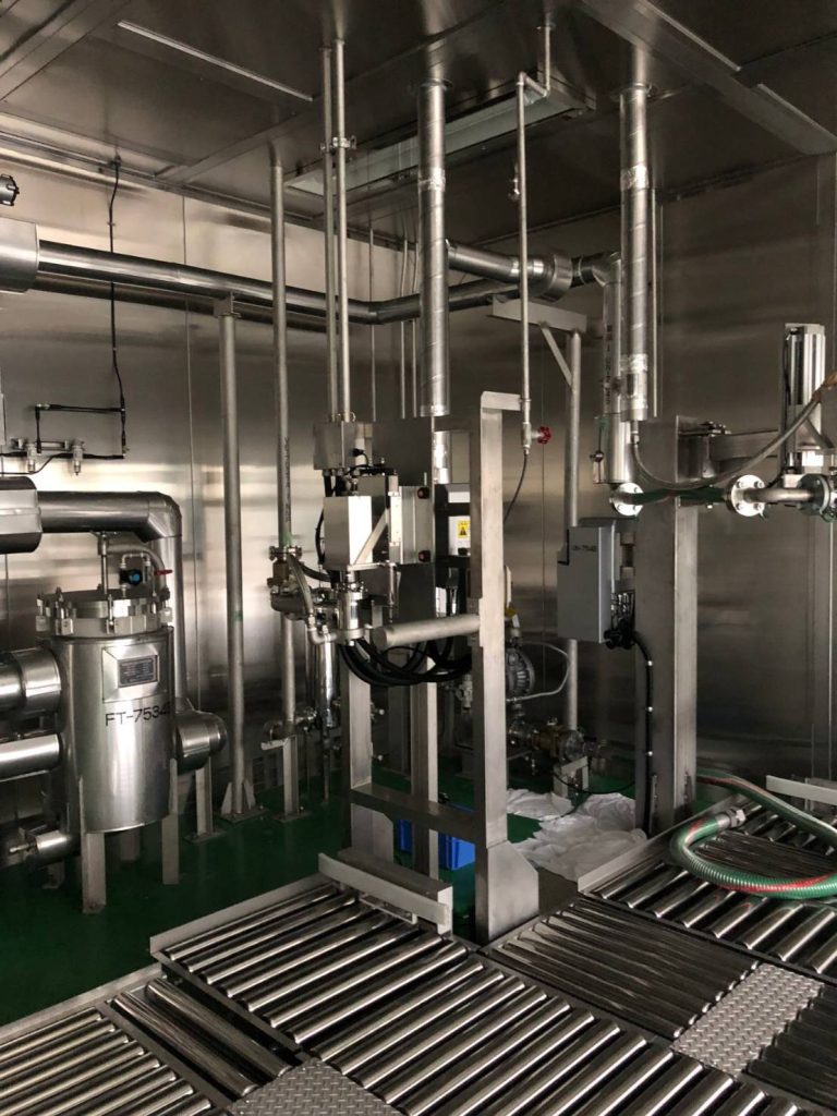 石油プラント配管工事