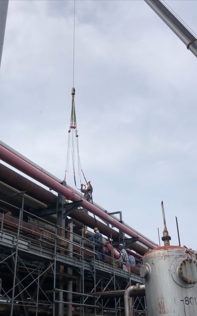 石油プラント配管工事